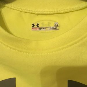 Under Armour Shirts & Tops - Under Armour Boys Size 5 yellow heat gear shirt Under Armour Shirts & Tops - Under Armour Boys Size 5 yellow heat gear shirt